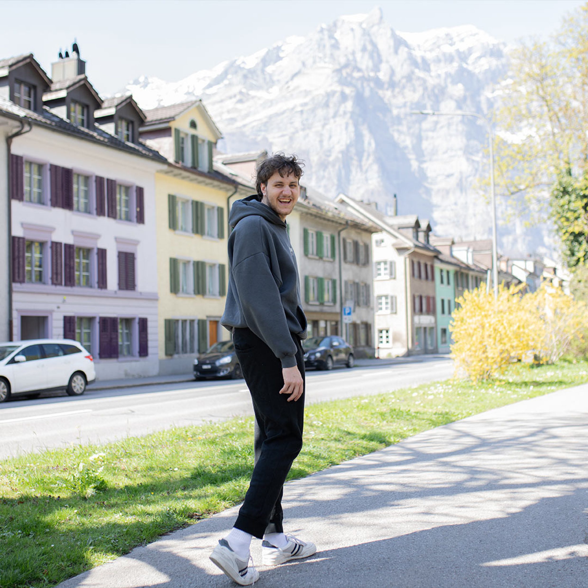 Fotografie Portrait Mann laufend draussen