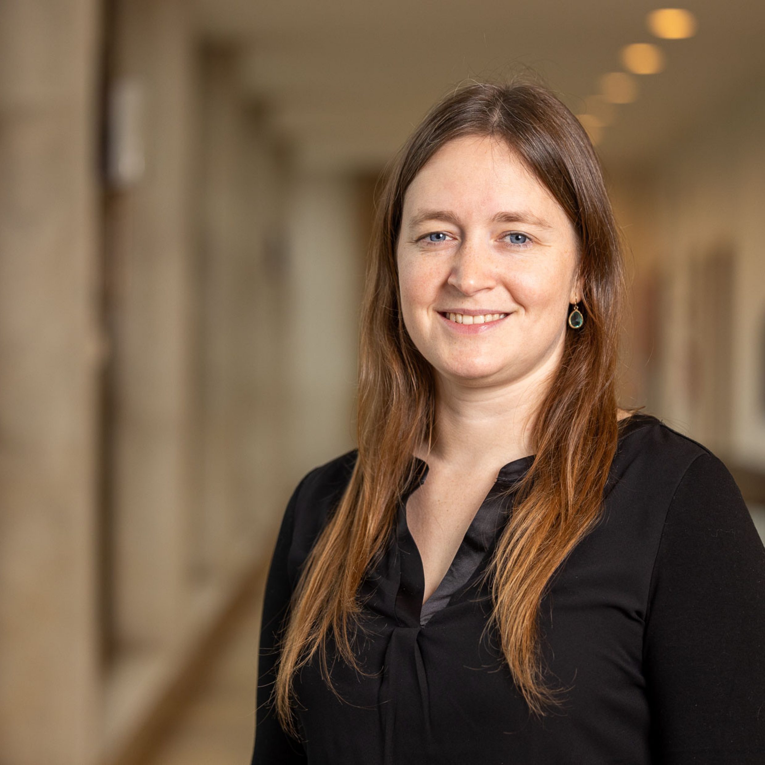 Bild Frau Nadia Myohl