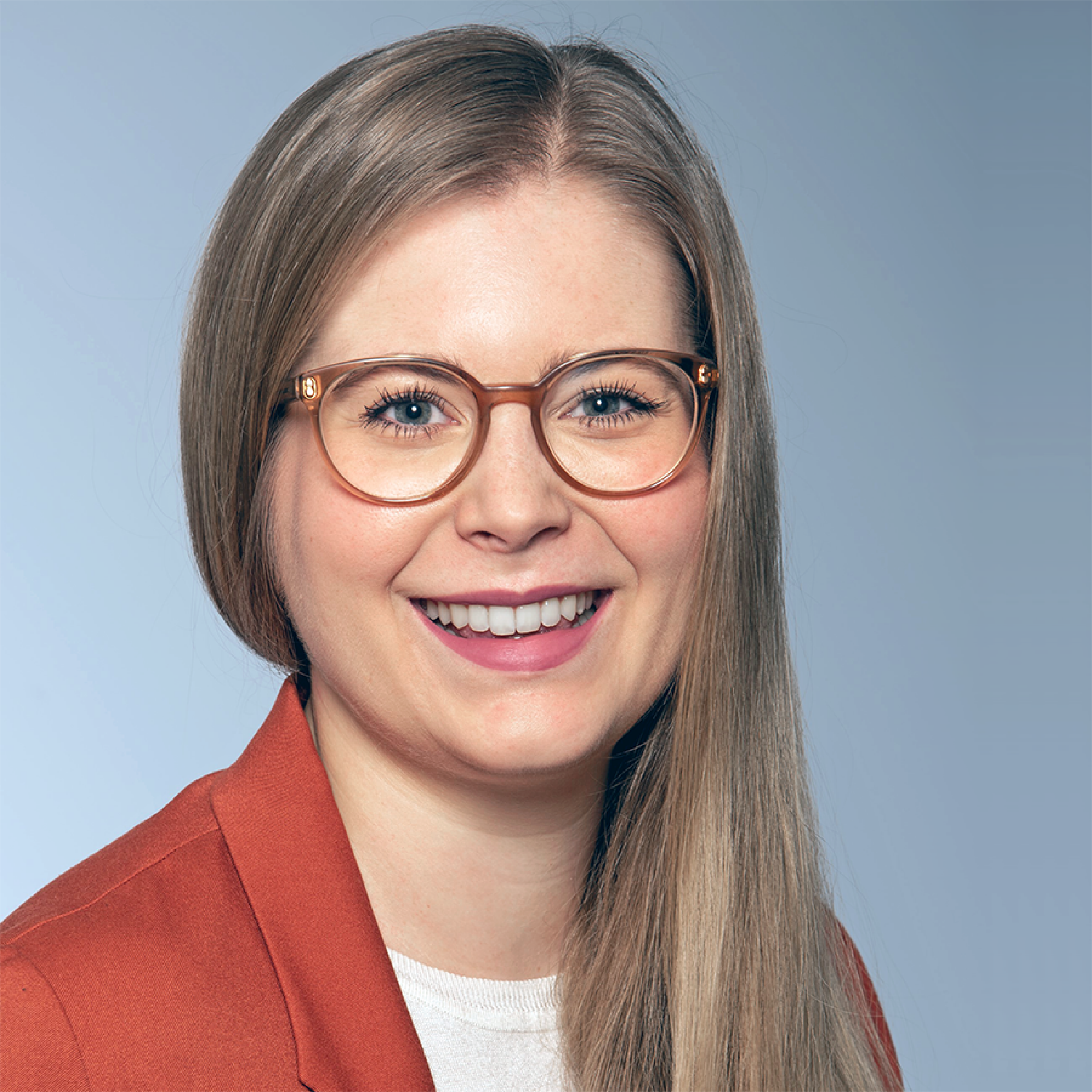 Porträtaufnahme von Daria Heusser, IT-Lernende.