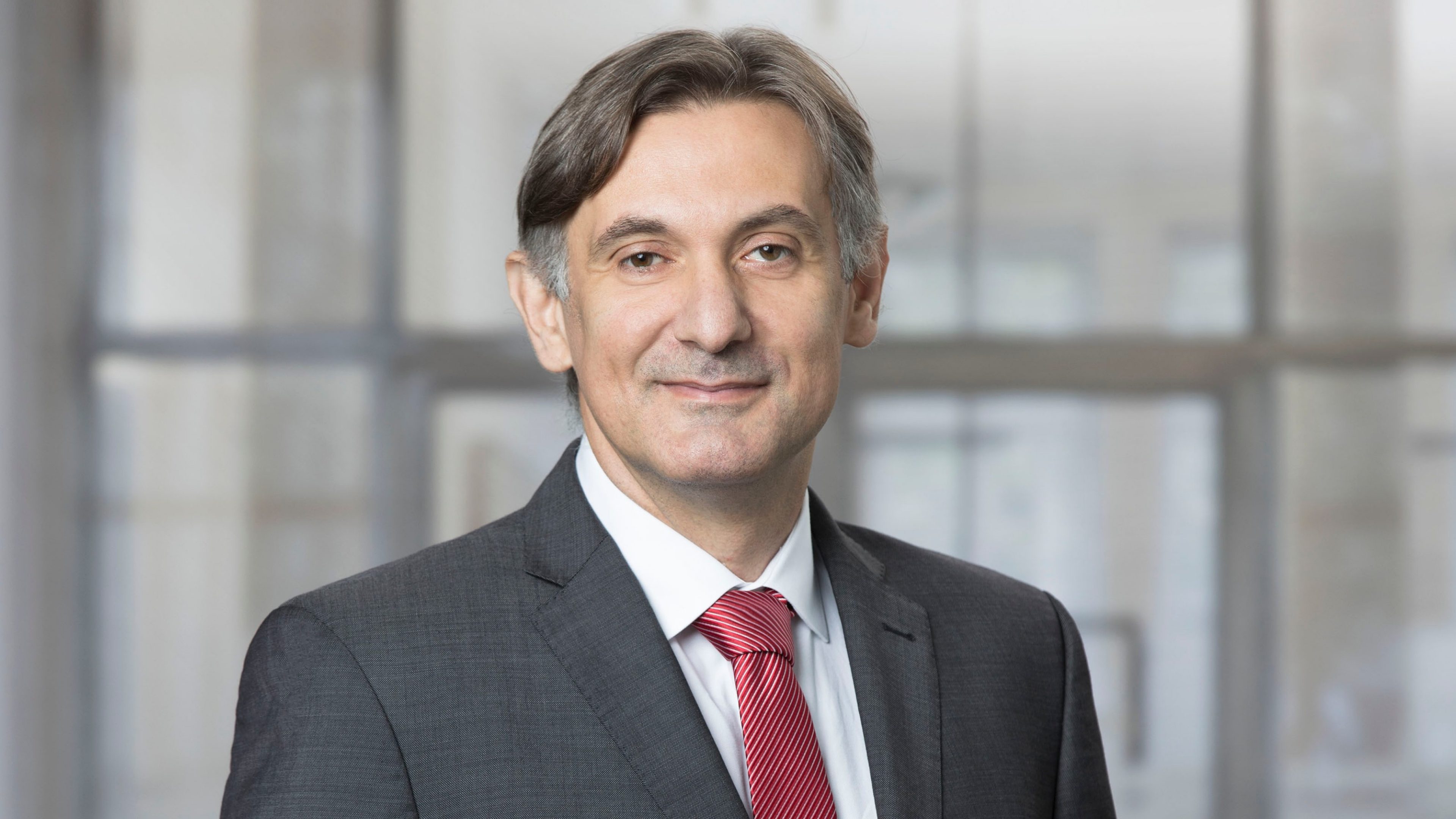Theo-Iaponas-portrait