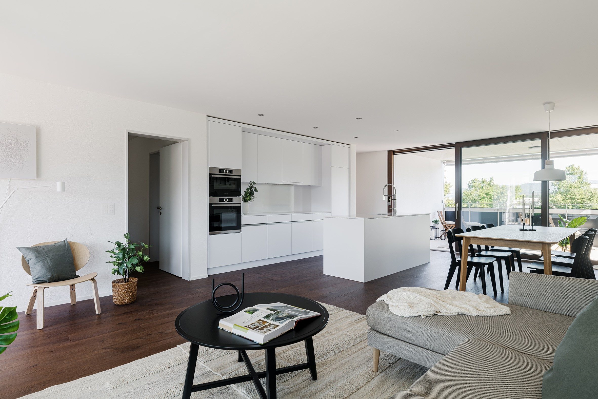 Vue d'un appartement nouvellement construit à Urdorf.