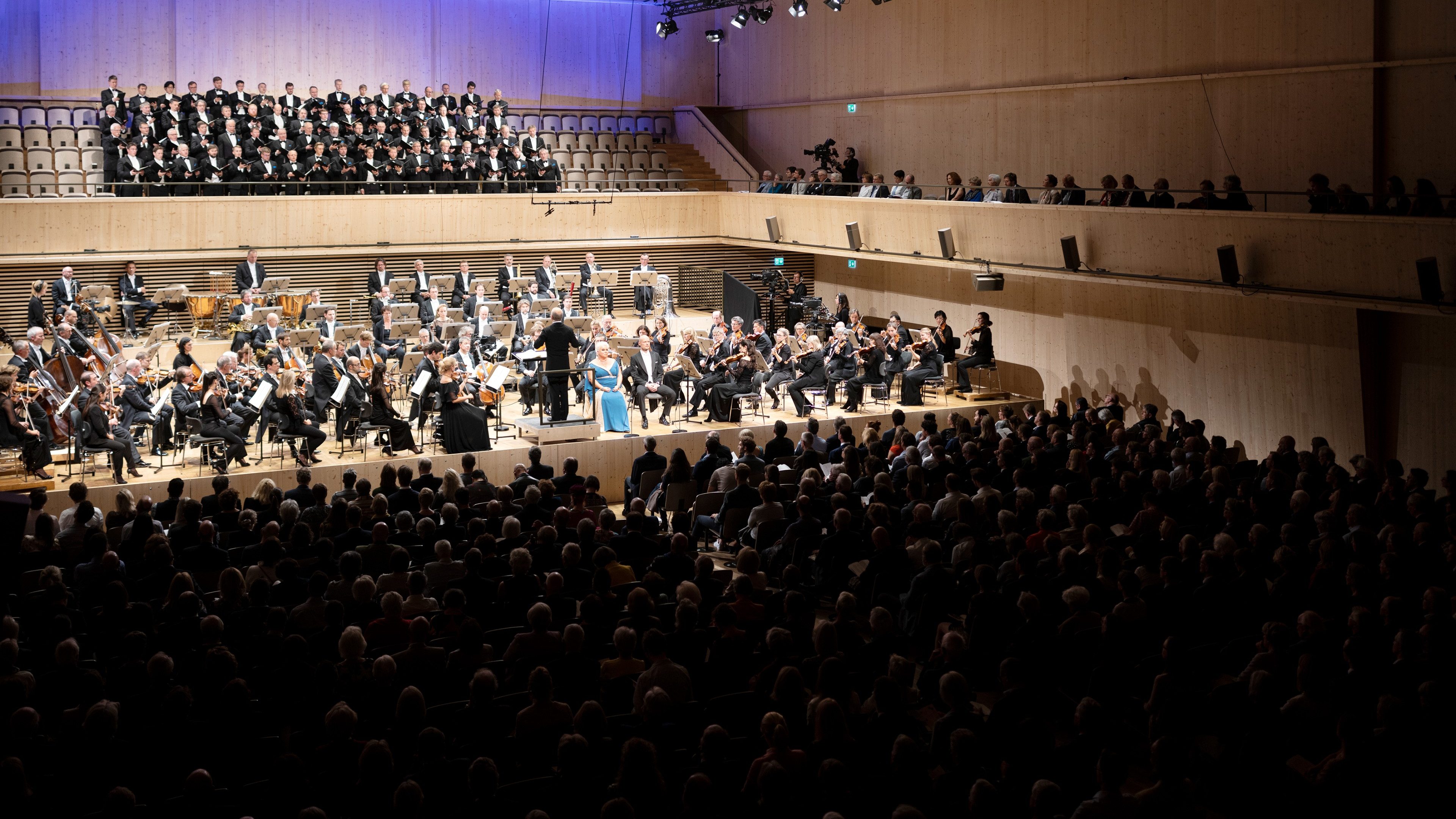 Paavo Jaervi dirigiert das Tonhalle-Orchesters mit der Antrittskonzert «Kullervo» als neuer Chefdirigent und Music Director des Tonhalle-Orchesters in Zuerich am 2. Oktober 2019. Bild Gaëtan Bally